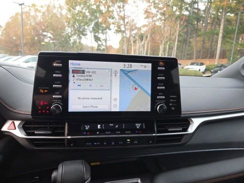 Used 2023 Toyota Sienna XSE w/ XSE Plus Package image 24