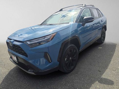 Used 2024 Toyota RAV4 XSE w/ Advanced Technology Package AWD/4WD image 7