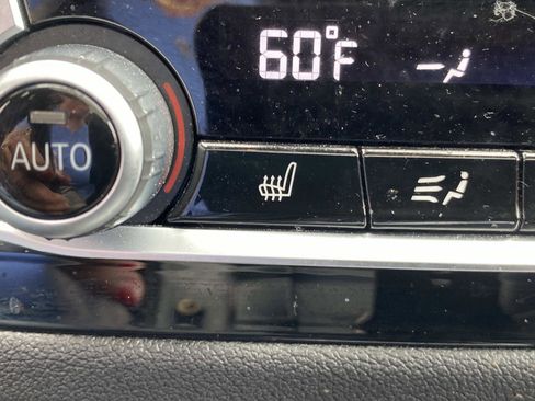 Used 2021 BMW X3 xDrive30i w/ Premium Package image 26