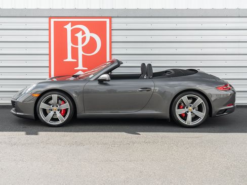 Used 2017 Porsche 911 Carrera S RWD image 36