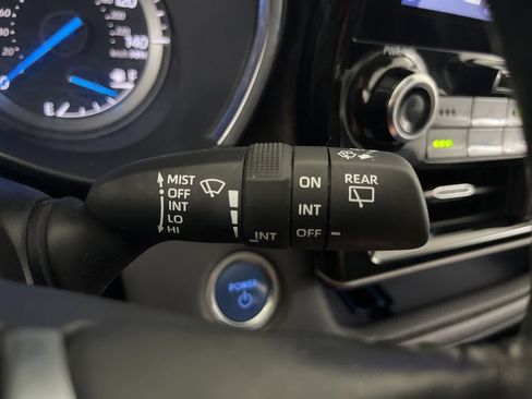 Used 2021 Toyota Highlander Limited AWD/4WD image 68