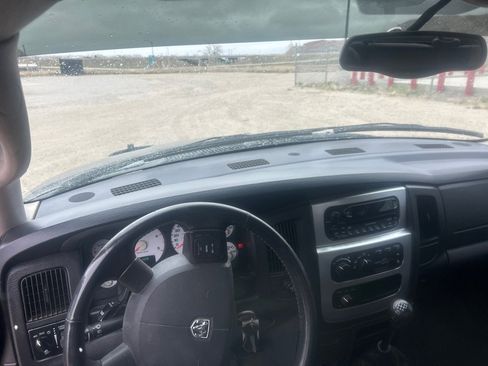 Used 2005 Dodge Ram 2500 Truck SLT AWD/4WD image 15