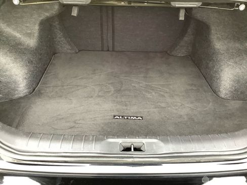 Used 2024 Nissan Altima 2.5 SV image 27