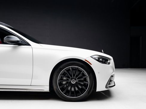 Used 2023 Mercedes-Benz S 500 4MATIC w/ AMG Line image 38