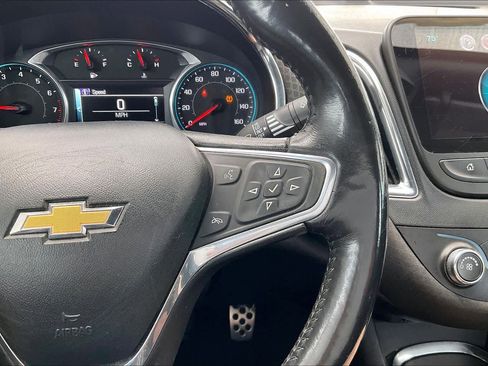 Used 2016 Chevrolet Malibu LT FWD image 23