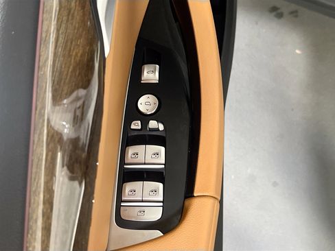 Used 2022 BMW X3 xDrive30i w/ Convenience Package image 18