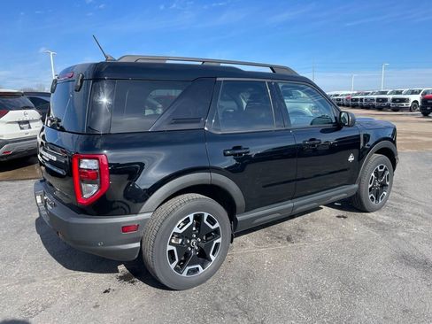 Used 2021 Ford Bronco Sport Outer Banks w/ Outer Banks Package (96D) image 4