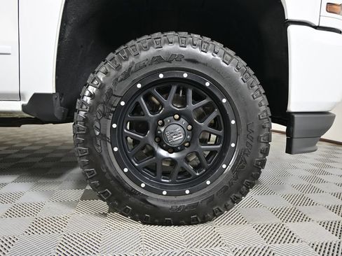 Used 2016 Chevrolet Silverado 1500 LT w/ All Star Edition AWD/4WD image 12