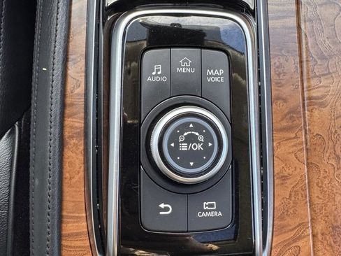 Used 2024 Nissan Armada SL w/ Captain's Chairs Package image 26