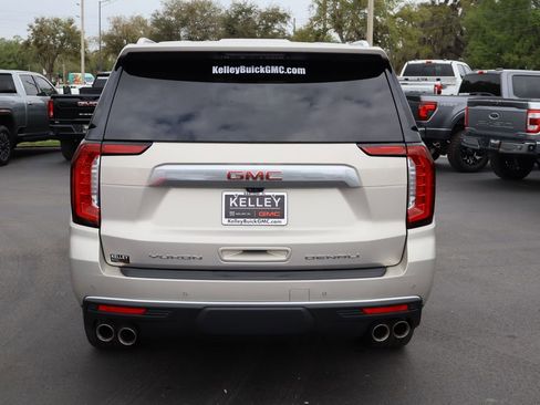 Certified 2023 GMC Yukon XL Denali w/ Denali Reserve Package image 7