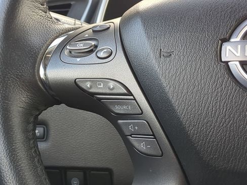 Used 2023 Nissan Murano SV image 17