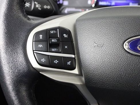 Used 2022 Ford Explorer Limited w/ Equipment Group 301A image 29