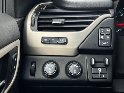 Used 2019 GMC Yukon XL Denali w/ Denali Ultimate Package image 52