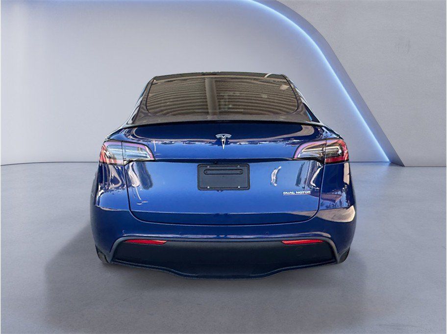 Used 2022 Tesla Model Y Performance AWD/4WD image 5