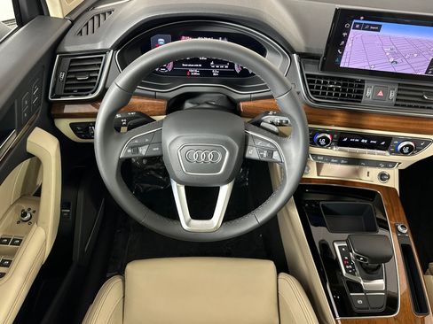 Used 2023 Audi Q5 2.0T Premium Plus w/ Premium Plus Package image 13