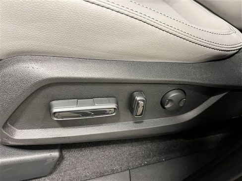 New 2025 Honda Pilot Touring image 15