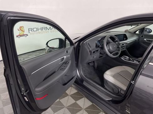 Used 2020 Hyundai Sonata SE w/ Cargo Package image 18