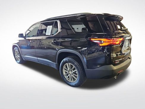 Used 2023 Chevrolet Traverse LT AWD/4WD image 3