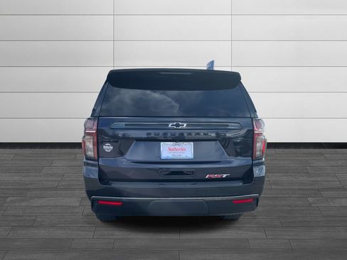 Used 2022 Chevrolet Suburban RST w/ Luxury Package image 4