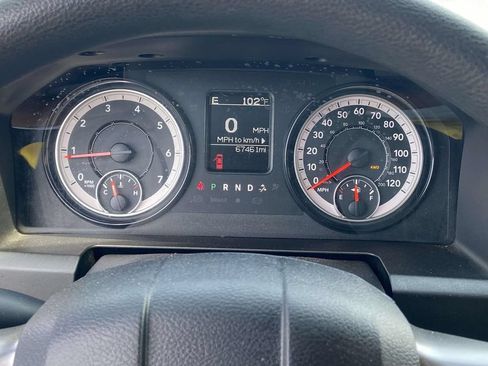 Used 2024 RAM 1500 Classic SLT AWD/4WD image 28