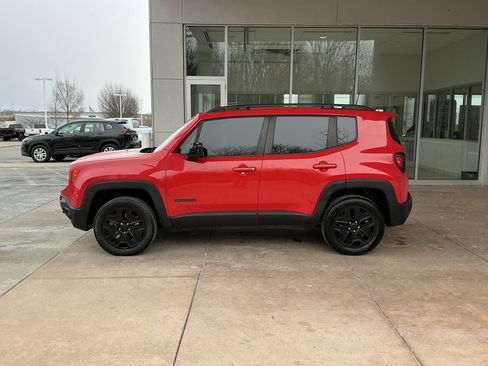 Used 2018 Jeep Renegade Sport w/ Power & Air Group image 19