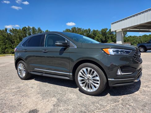 Used 2024 Ford Edge Titanium w/ Titanium Elite Package AWD/4WD image 2