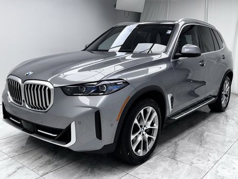 Used 2024 BMW X5 xDrive40i image 5