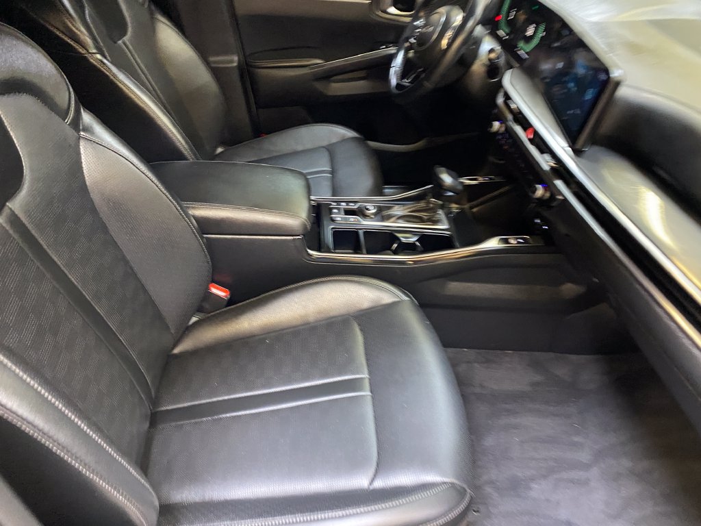 Used 2025 Kia Sorento EX w/ Panoramic Sunroof Package FWD image 25