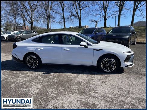 New 2026 Hyundai Sonata SEL FWD image 8