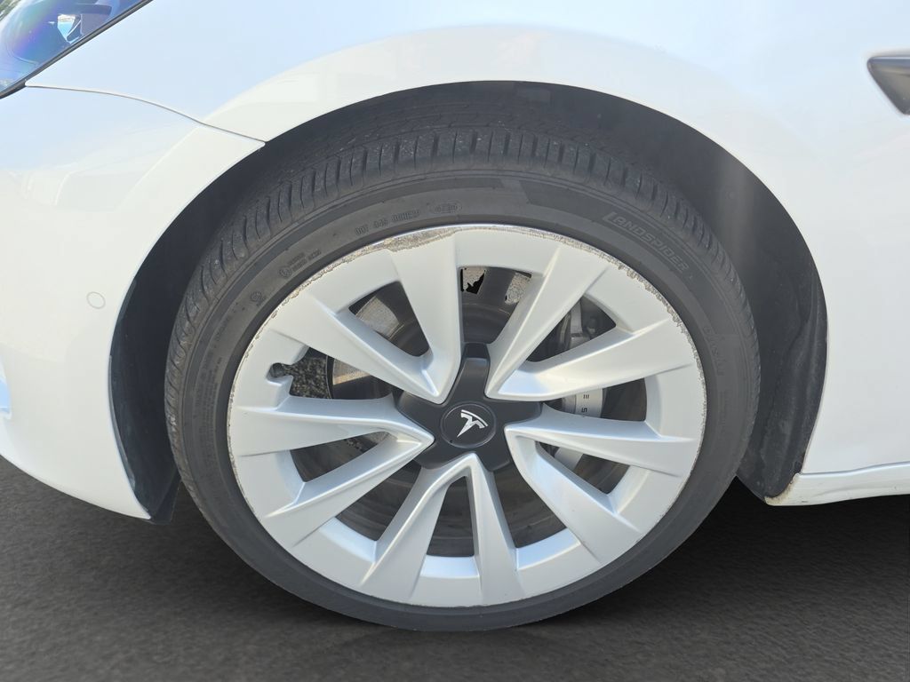 Used 2022 Tesla Model 3 Long Range AWD/4WD image 4