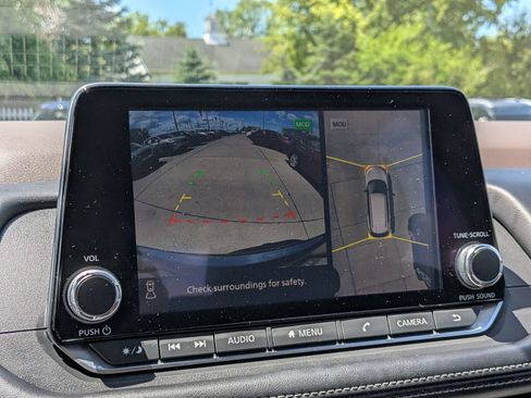 Certified 2021 Nissan Rogue SV AWD/4WD image 20