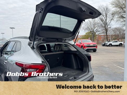 Used 2025 Chevrolet Trax ACTIV w/ Sunroof Package image 29