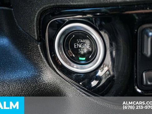 Used 2025 GMC Sierra 1500 SLT image 43