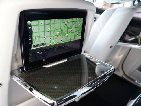 Used 2023 Rolls-Royce Ghost Black Badge w/ Black Badge Ghost Package AWD/4WD image 28