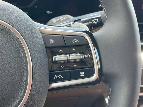 New 2025 Kia Carnival SX Prestige FWD image 16