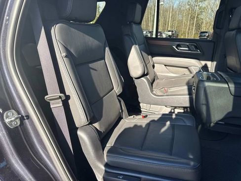 Certified 2025 GMC Yukon Denali AWD/4WD image 22