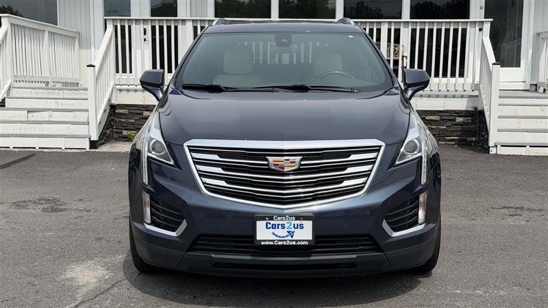 Used 2018 Cadillac XT5 Luxury w/ Driver Awareness Package AWD/4WD image 9