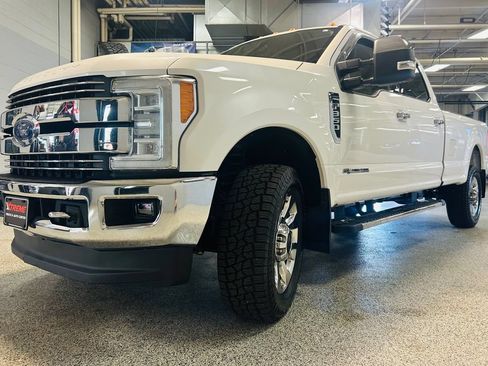Used 2017 Ford F350 Lariat w/ Chrome Package AWD/4WD image 3
