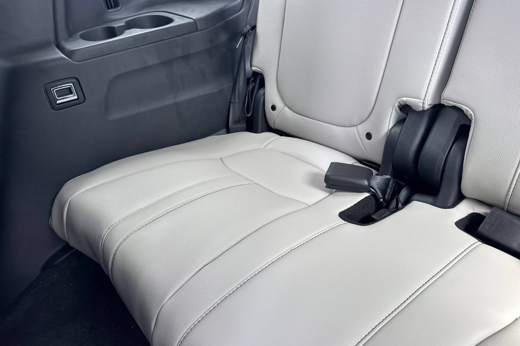 New 2026 Honda Pilot Elite image 15