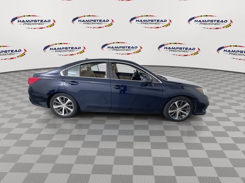 Used 2018 Subaru Legacy 3.6R Limited AWD/4WD image 9