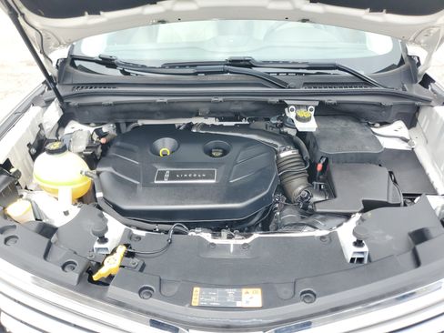 Used 2017 Lincoln MKC Select w/ Select Plus Package AWD/4WD image 8