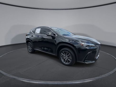Used 2023 Lexus NX 250 FWD w/ Towing Package (2000 Lbs) image 2