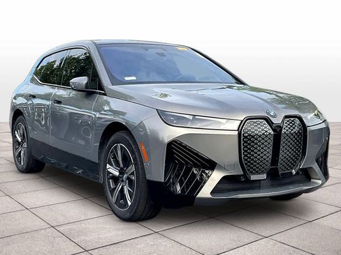 Used 2024 BMW iX xDrive50 w/ Sport Package image 2