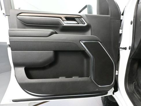 Used 2024 GMC Sierra 3500 SLE image 16