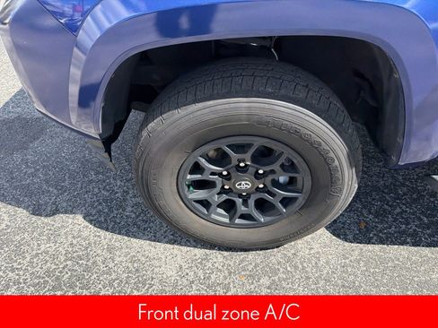 Used 2022 Toyota Tacoma SR5 w/ Technology Package image 11