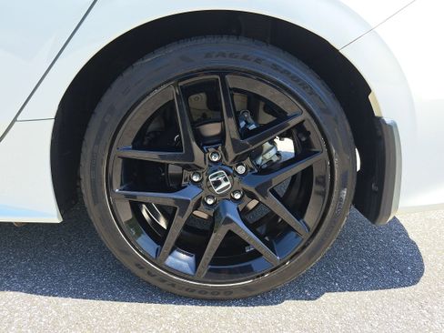 Used 2024 Honda Civic Sport image 31