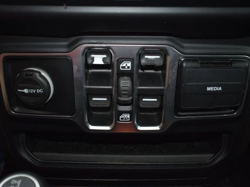 Used 2020 Jeep Wrangler Unlimited Sport S AWD/4WD image 26
