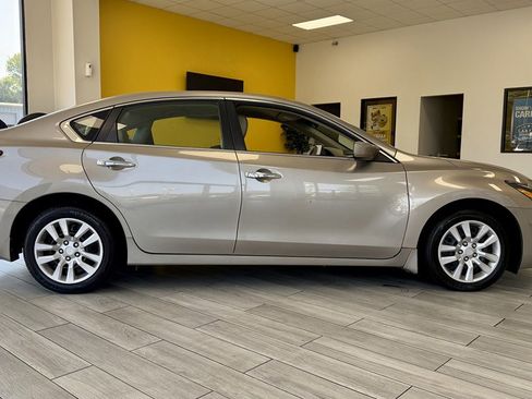 Used 2013 Nissan Altima 2.5 S image 5