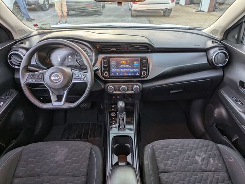 Used 2023 Nissan Kicks SV image 28