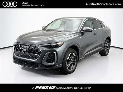 Used 2025 Audi Q5 Premium Plus w/ Premium Plus AWD/4WD image 1